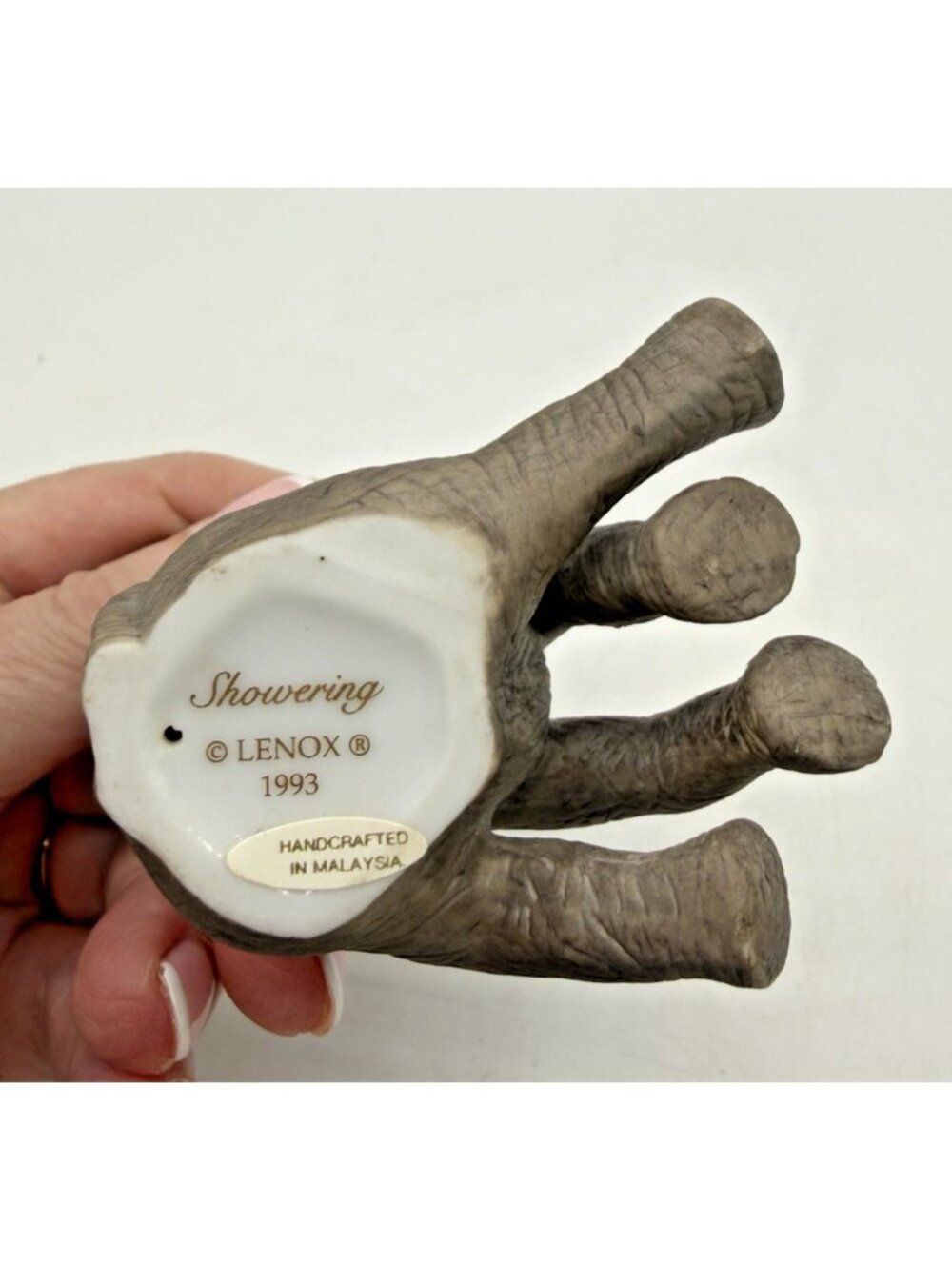 Vintage Lenox Smithsonian African Baby Elephant Showering Figurine 1993 - Picture 12 of 16